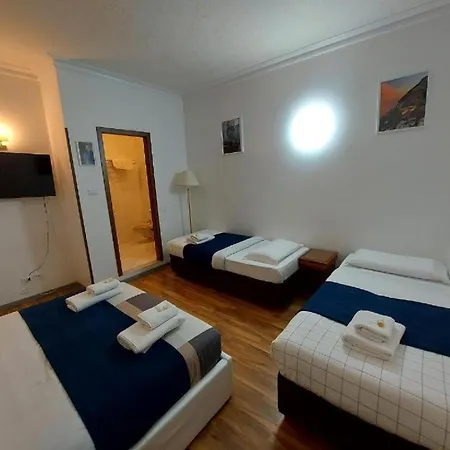 Oscar Apartment Rom